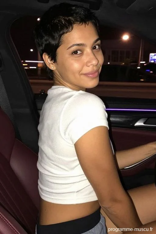 Caroline97234, 34 ans à Le Moule